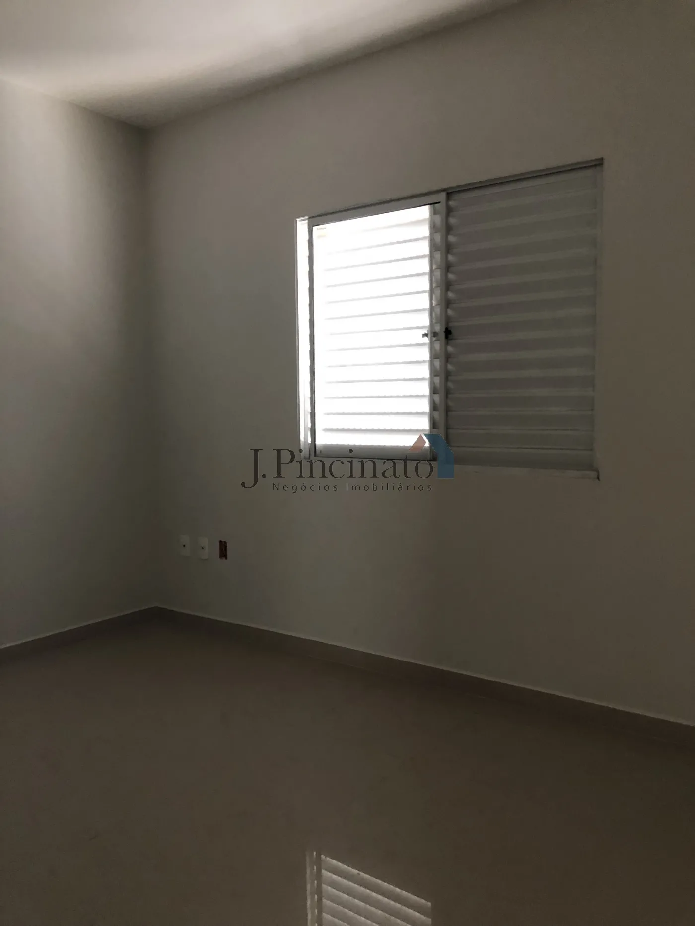jundiai-casa-sobrado-em-condominio-parque-da-represa-06-03-2025_09-25-53-15.webp
