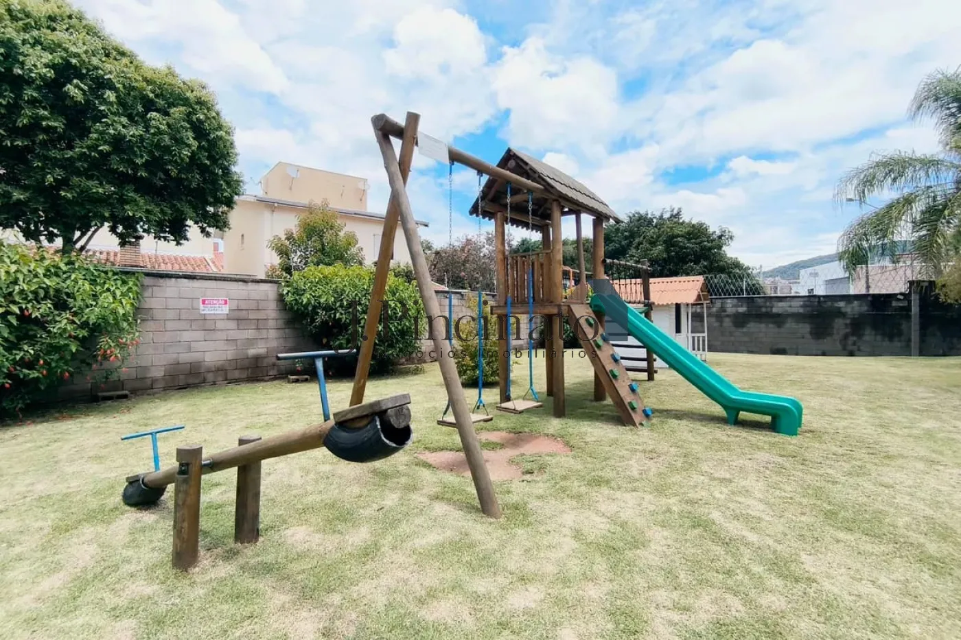jundiai-casa-sobrado-em-condominio-vila-maringa-23-02-2026_11-03-04-699c5e1812482.webp
