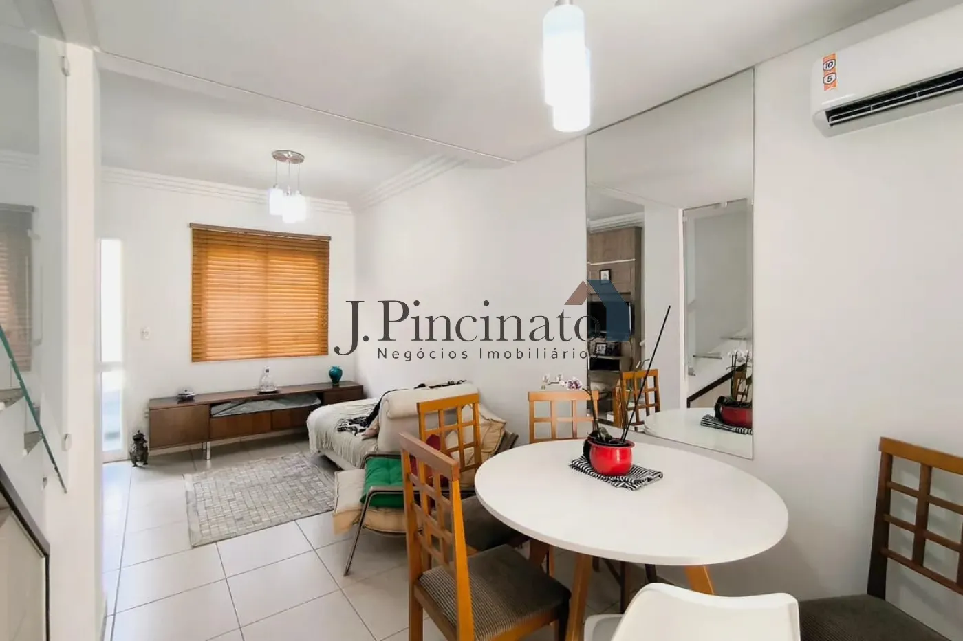 jundiai-casa-sobrado-em-condominio-vila-maringa-23-02-2026_11-03-05-699c5e19a3f6f.webp