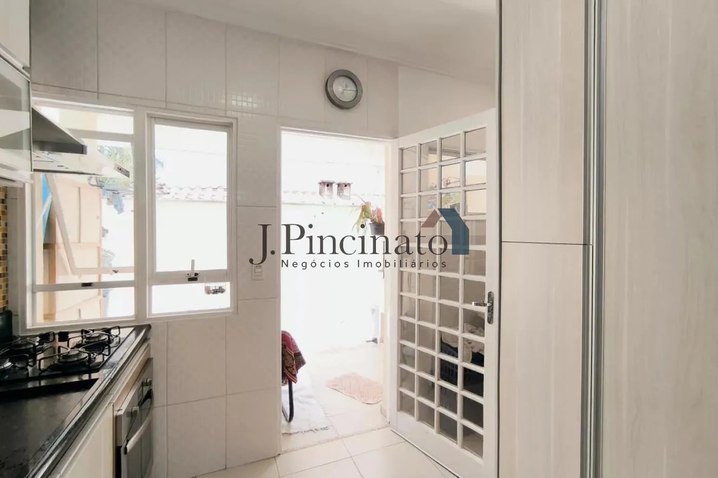 jundiai-casa-sobrado-em-condominio-vila-maringa-23-02-2026_11-03-10-699c5e1ed721a.webp