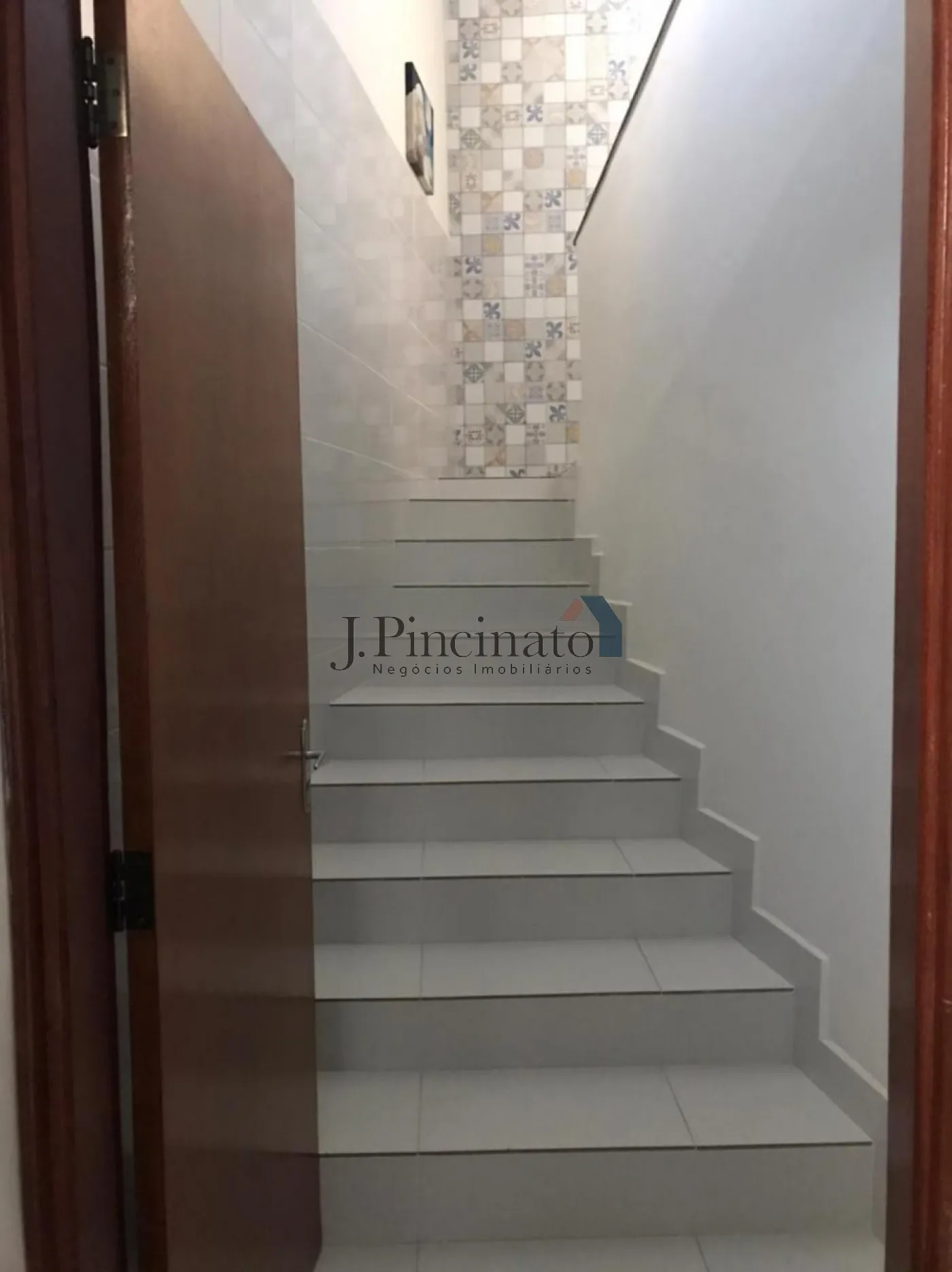 jundiai-casa-sobrado-jardim-messina-16-12-2025_10-50-23-6941639f806a8.webp