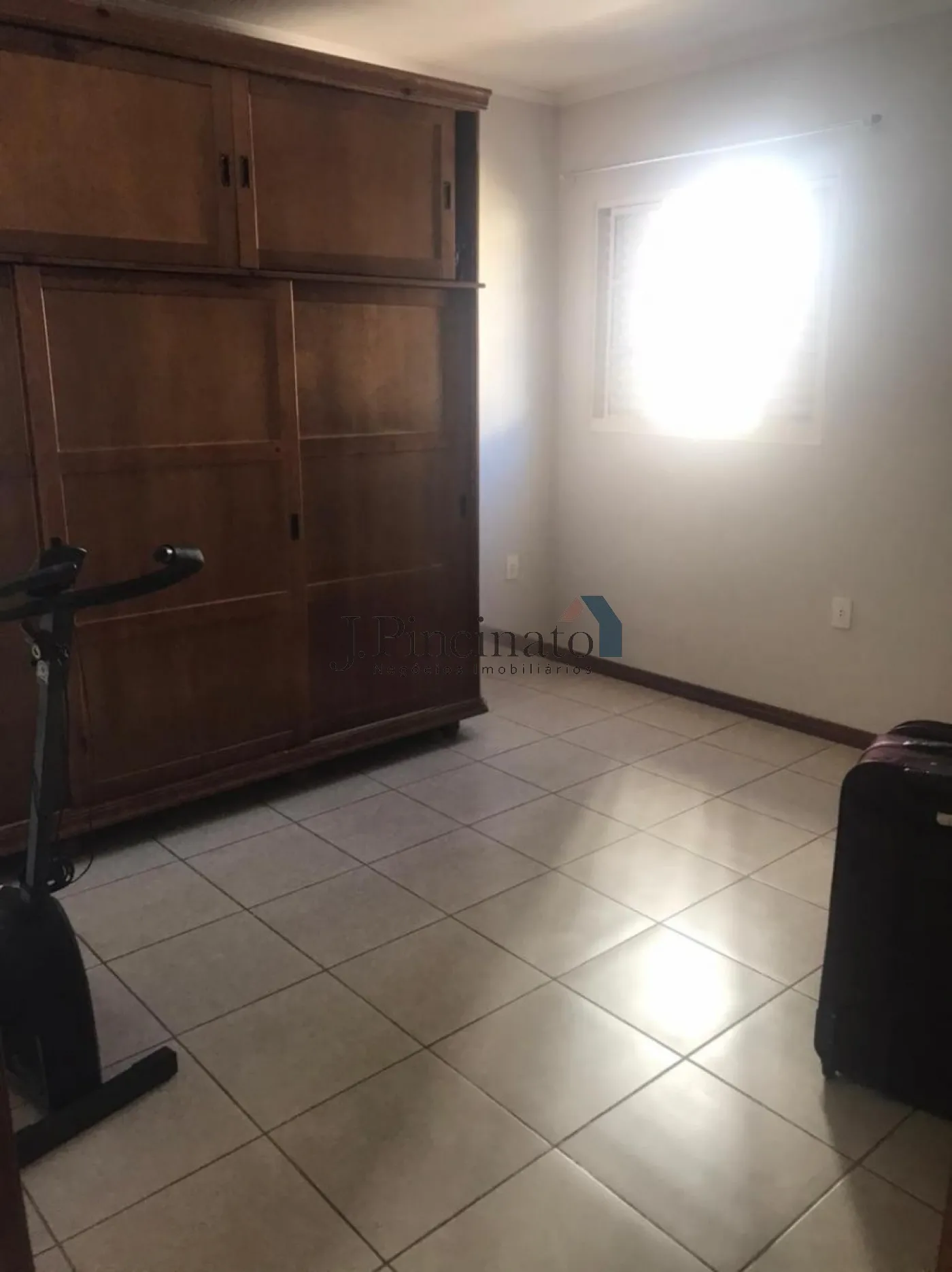 jundiai-casa-sobrado-jardim-messina-16-12-2025_10-50-24-694163a0b1d23.webp