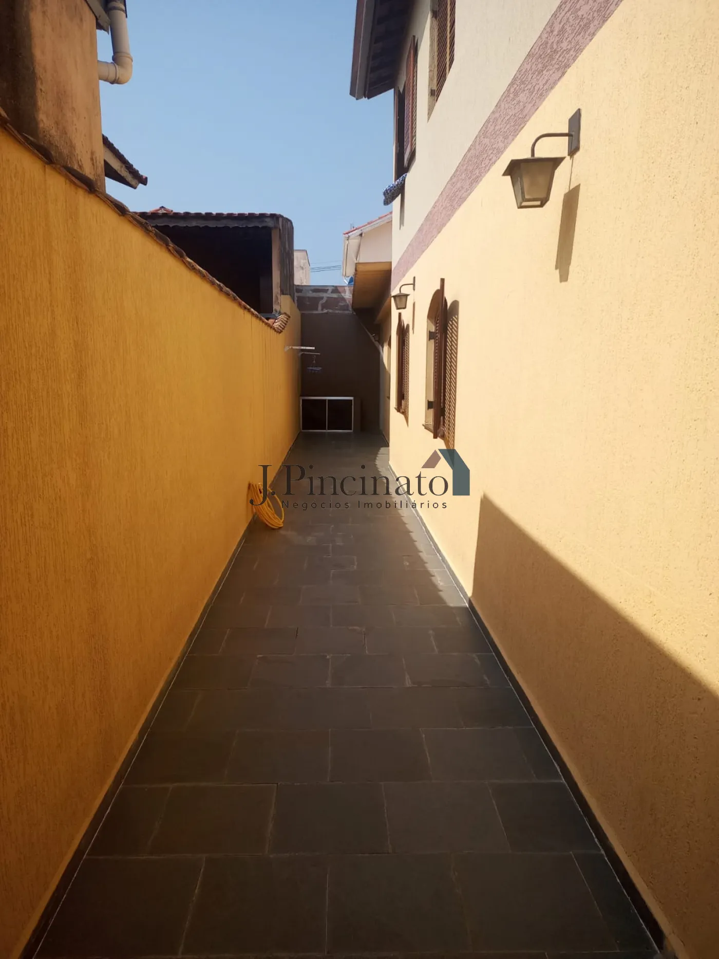 jundiai-casa-sobrado-parque-residencial-eloy-chaves-21-01-2026_10-02-01-6970ce4925fc9.webp