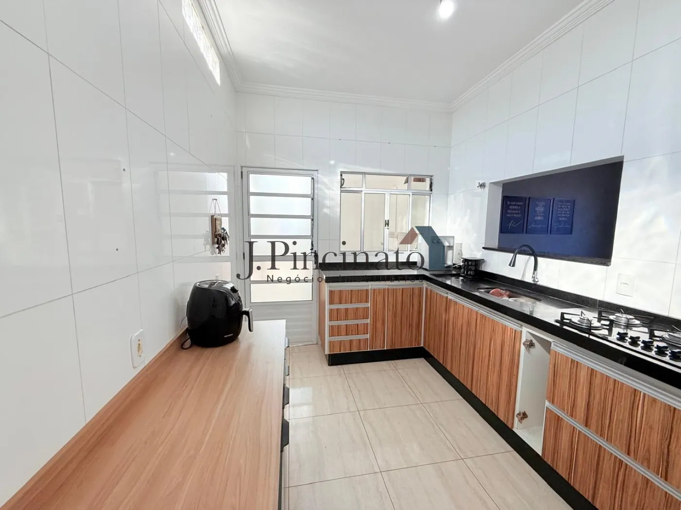 jundiai-casa-sobrado-jardim-taruma-04-03-2026_16-37-32-69a889fc22074.webp