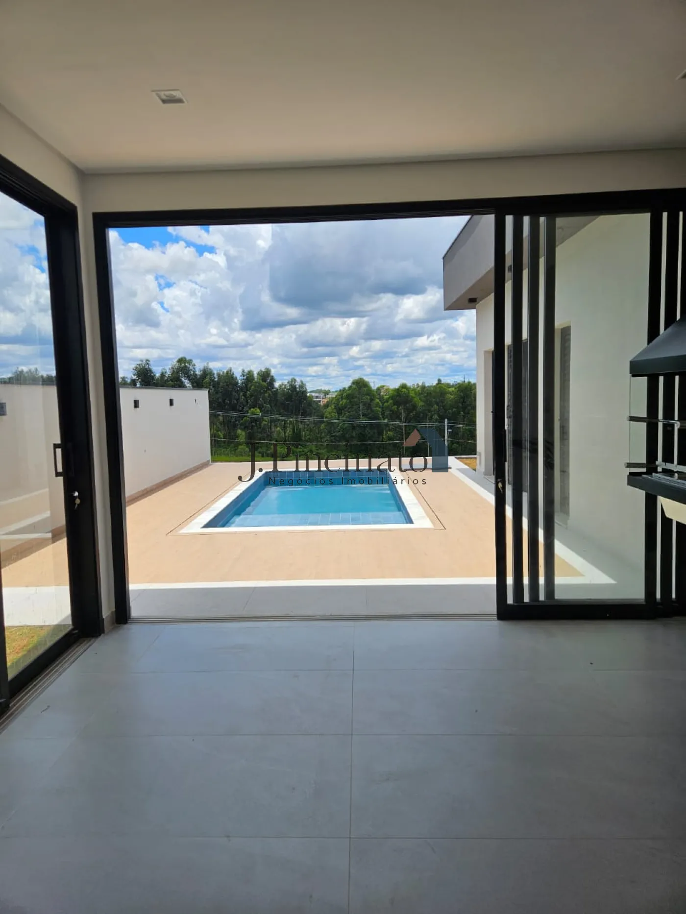 itupeva-casa-terrea-em-condominio-ibi-aram-08-01-2026_14-22-56-695fe7f0462b0.webp