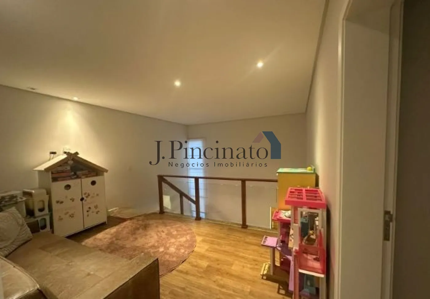 jundiai-casa-sobrado-em-condominio-engordadouro-07-01-2026_10-57-32-695e664c5b1a4.webp