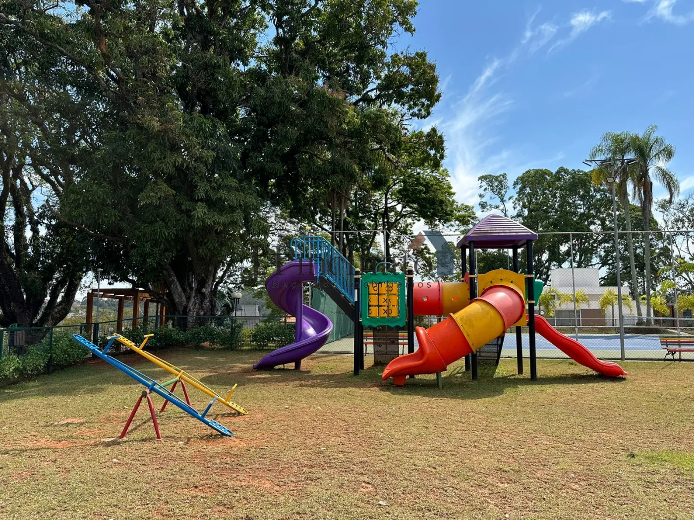 jundiai-casa-sobrado-em-condominio-jardim-celeste-17-08-2024_09-28-08-2.webp