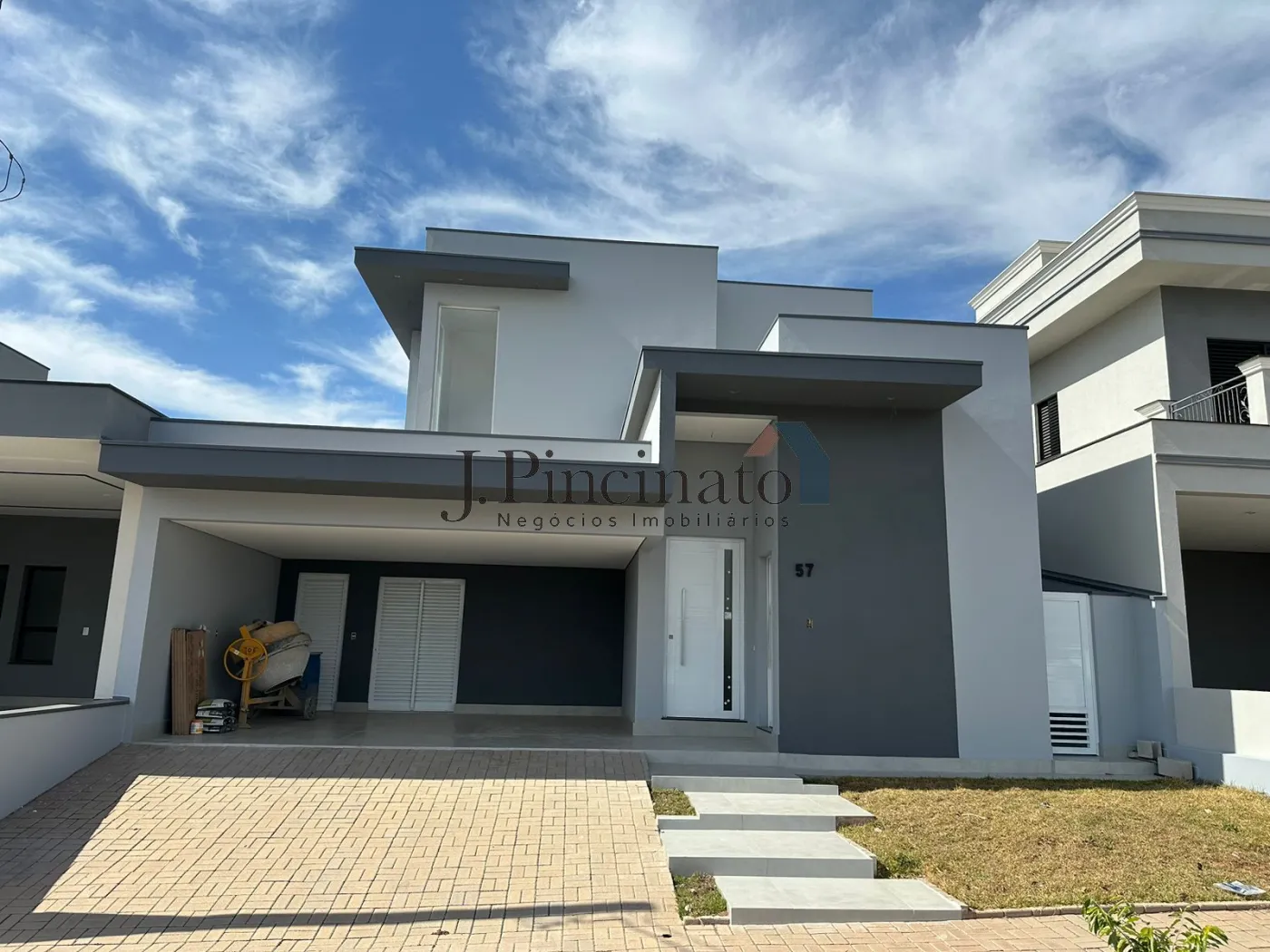 jundiai-casa-sobrado-em-condominio-jardim-celeste-17-08-2024_09-28-26-37.webp