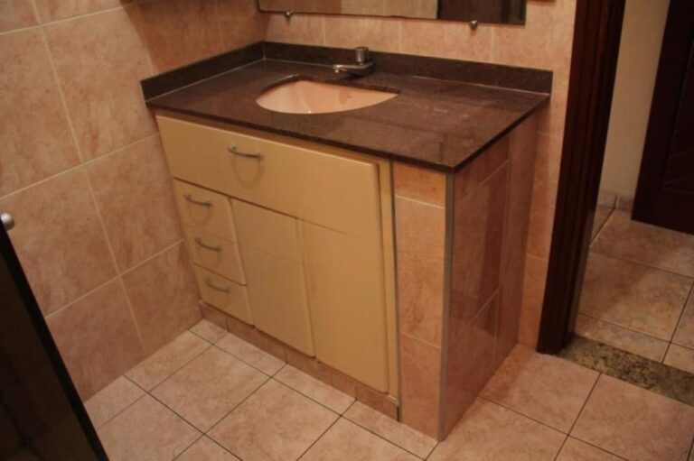 b270e6021fa03db8aaa173beb6ba453f.jpg