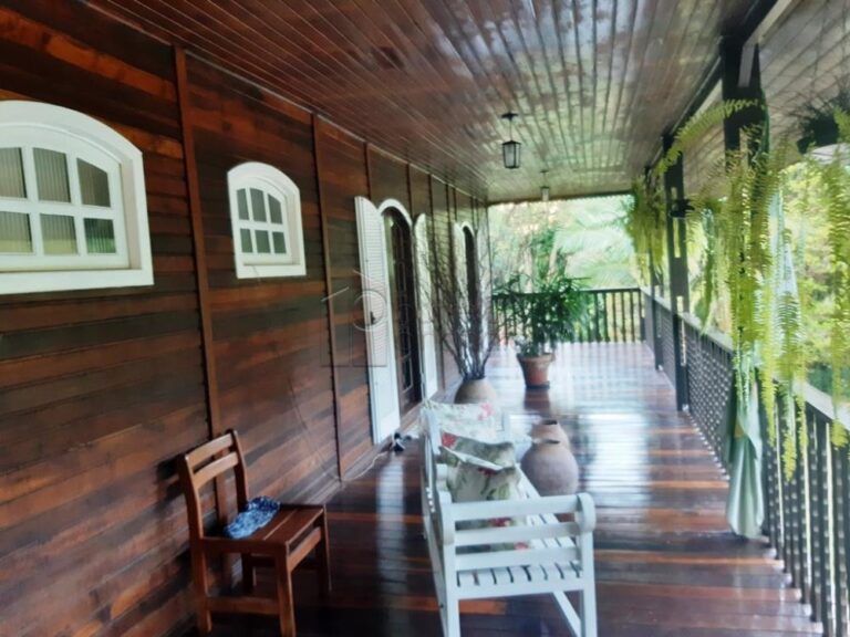 71528686-1777945197864.jpg