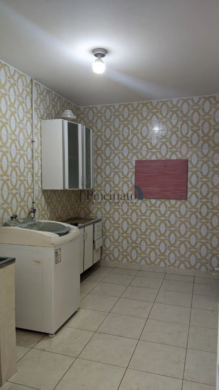 71639957-978b6d3c6b18a368b423ca71a00edf55.jpg
